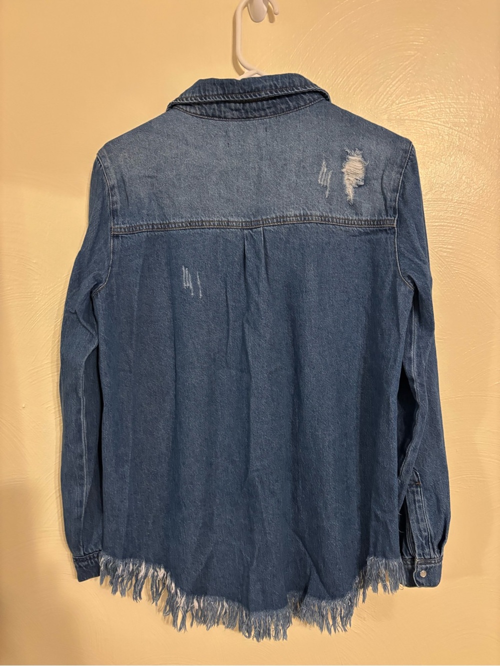 Risen Denim Shirt Women M Distressed Raw Fringe Hem Western Button Up - Picture 9 of 9